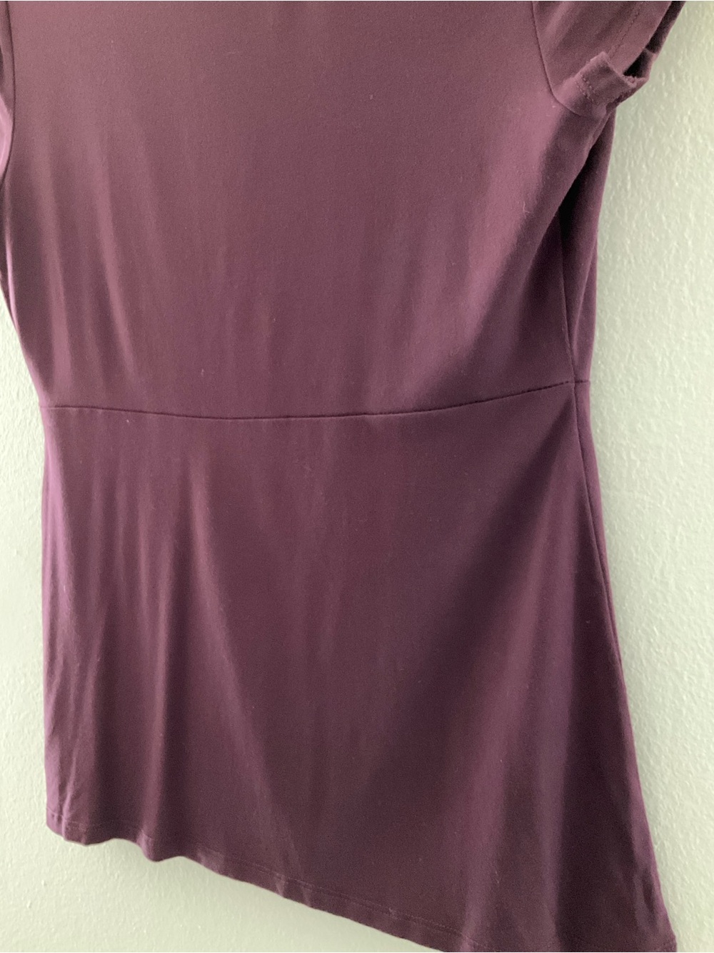 Boden 8 Short-Sleeve Ruched V-Neck Top - Picture 5 of 9